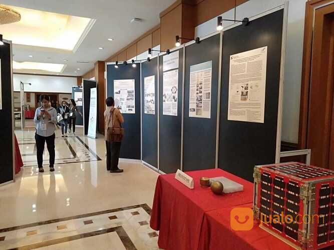 Panel Partisi Pameran