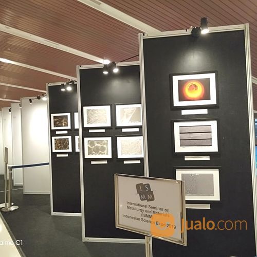 Panel Partisi Pameran