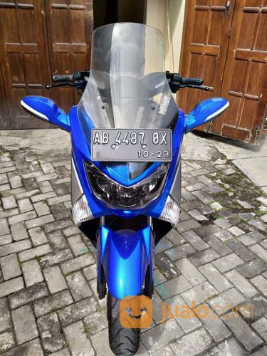 Yamaha NMAX 2018 Biru