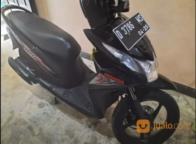 Honda Beat FI ESP CBS ISS 2015 Istimewa