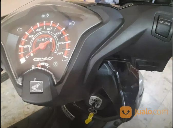 Honda Beat FI ESP CBS ISS 2015 Istimewa