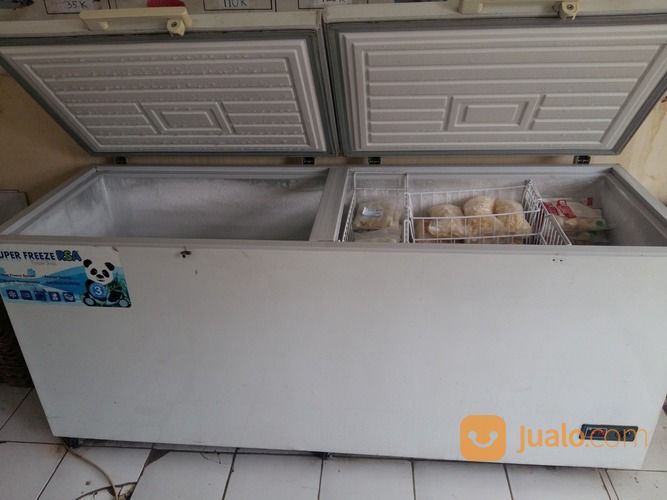 Freezer Box RSA CF-750 Bekas Kondisi Normal