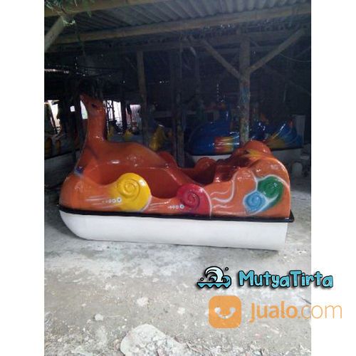 Pabrik Perahu Bebek Fiberglass Wisata Air
