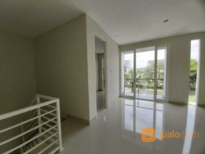 Rumah Dengan Private Pool Sidoarjo