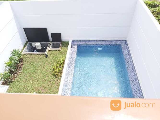 Rumah Dengan Private Pool Sidoarjo