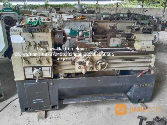 Mesin Bubut Panjang Kerja 1 Meter Swing 400 Mm Spindel 2 In