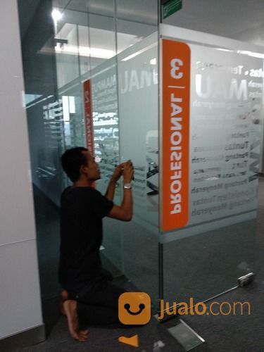 Cutting Sticker, Sandblast Printing, Kaca Film Margonda Depok