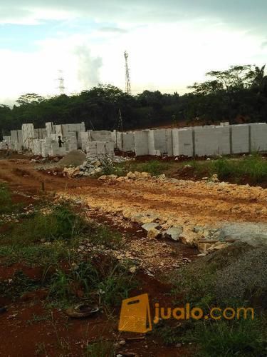 RUMAH MURAH ,DEKAT STASIUN ,JALUR ANGKOT DAN SHM