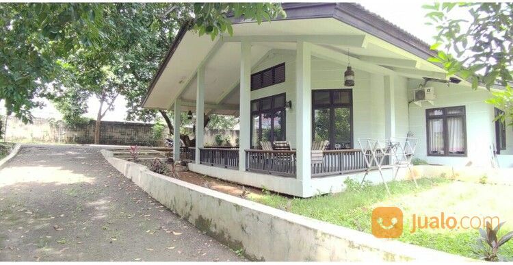 Rumah Elegan Unik Asri Halaman Luas Di Cipedak Jakarta Selatan 14 M