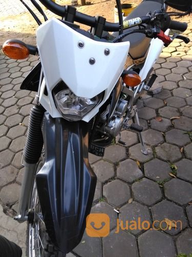 Klx 150 Warna Hitam Putih
