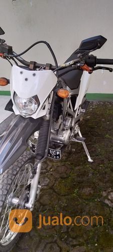 Klx 150 Warna Hitam Putih