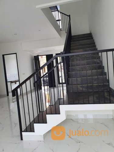 Rumah Baru 2 Lantai Minimalis Dalam Mini Cluster Di Jatibening Bekasi.