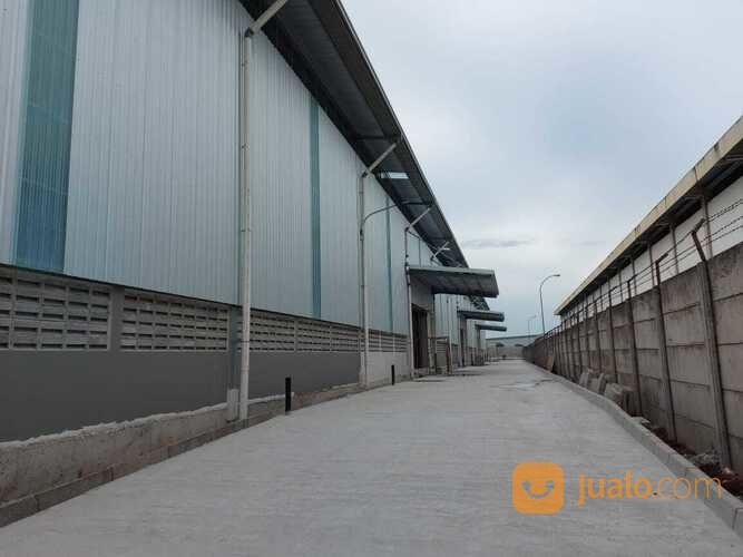 Gudang Pabrik Bangunan Baru Di Kawasan Industri MM2100 Cibitung