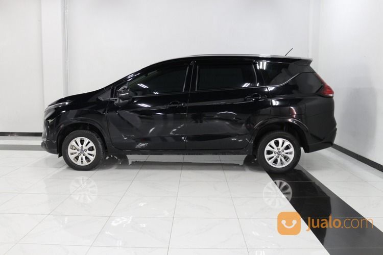 Nissan Livina EL AT 2019 Hitam