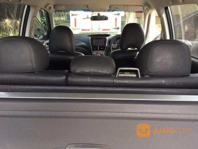 Subaru Forester Turbo Matic Thn 2012 Warna Abu-Abu Metalik