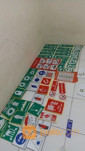 Cutting Sticker Buka 24 Jam