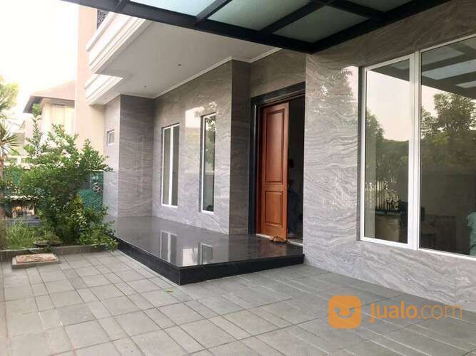 Bangunan Baru Rumah Di Graha Famili