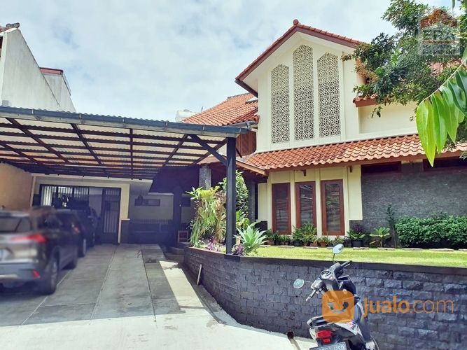 Rumah Cantik Dan Luas Di Perumahan Bali View Cirendeu