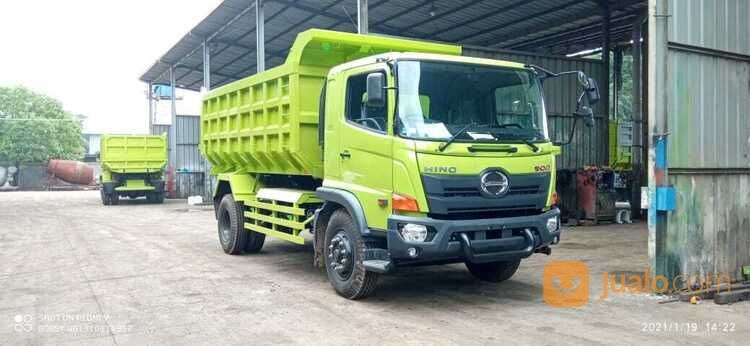 Dump Truk Hino FG 260 JJ 4x2 Euro 4, kapasitas 12m3 – 15m3 (Kondisi Baru)