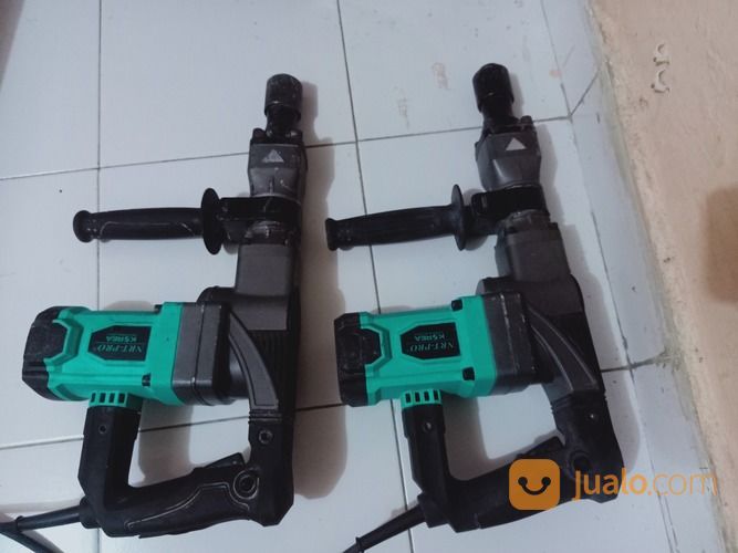 Sewa Jack Hammer/Dril, Viblator Beton, Pompa Air, Stamper, Blower , Molen Cor, Catrol 3-5ton.