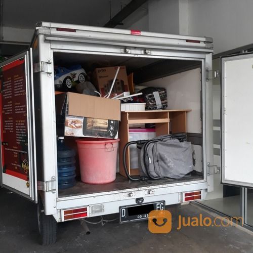 Sewa Rental Mobil Box Lepas Kunci Bandung