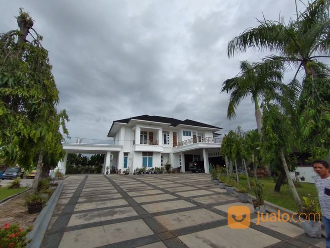 Rumah Besar, Mewah Dengan Tanah Yang Luas Di Gunung Pangilun Kota Padang