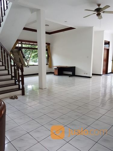 Rumah Komplek Kavling Pemda Karawaci Posisi HOOK