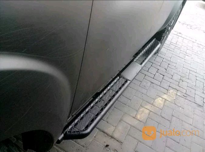 Footstep Mobil Model Jaring Besi.