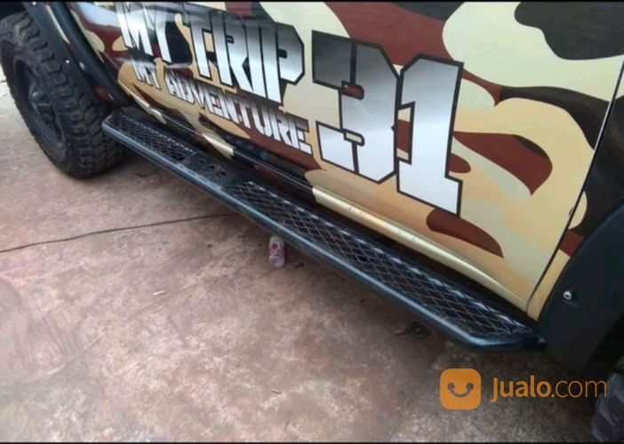 Footstep Mobil Model Jaring Besi.