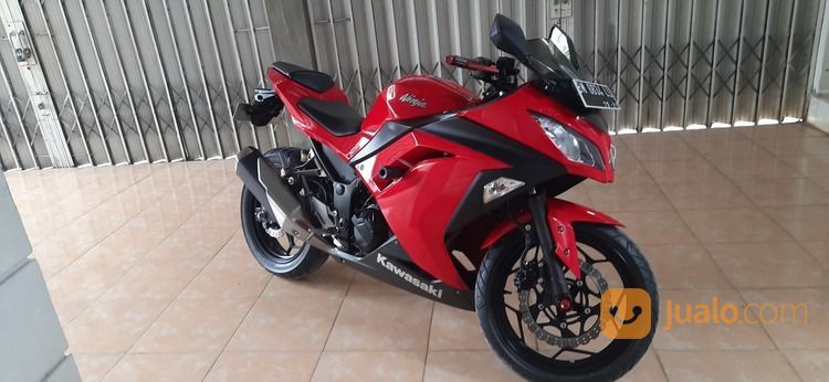 Kawasaki Ninja 250 FI 2014 Low Km Mulus