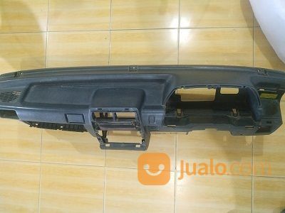 Dasbor Mitsubishi Colt T120ss