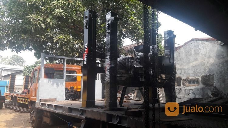 SELFLOADER HIDROLIK LANDING JACK TRUK SELF LOADER