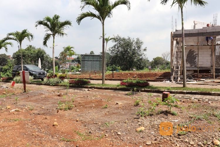 RUMAH MEWAH DENGAN PEMANDANGAN YANG INDAH DI SEMARANG
