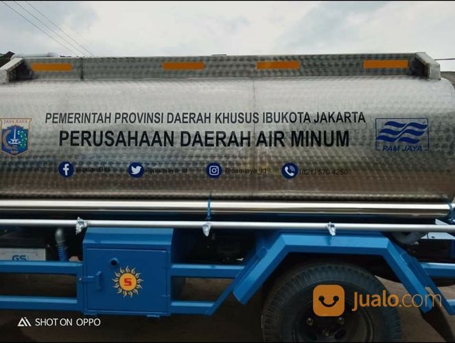 TANGKI STAINLES TRUK TANGKI STAINLESS JASA PEMBUATAN TRUK TANGKI KAROSERI TANGKI AIR MINYAK BBM CPO