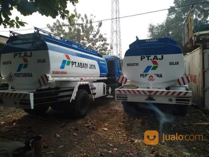 TRUK TANGKI 10000 LITER JASA KAROSERI TRUK JASA PEMBUATAN TRUK TANGKI AIR MINYAK BBM CPO OIL CEMICAL