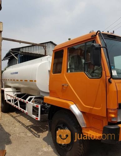 TRUK TANGKI 10000 LITER JASA KAROSERI TRUK JASA PEMBUATAN TRUK TANGKI AIR MINYAK BBM CPO OIL CEMICAL