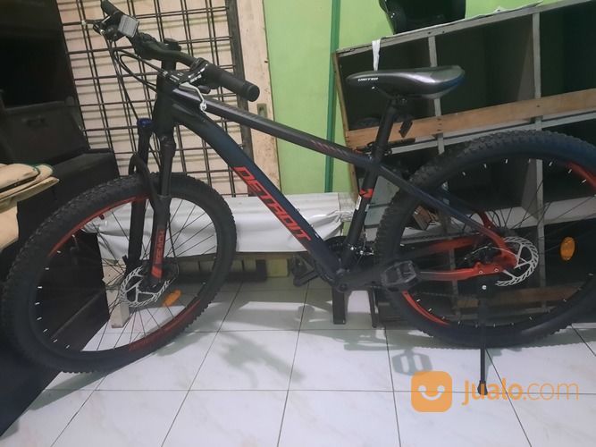 Sepeda Merk United Seri Detroit 1 Masih Baru Bawaan Pabrik Blm Pernah Di Otak Atik