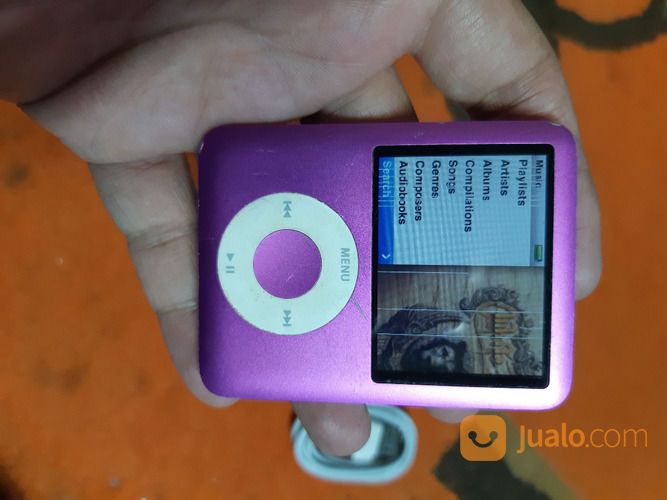 Apple IPod Nano 3rd Gen 8GB