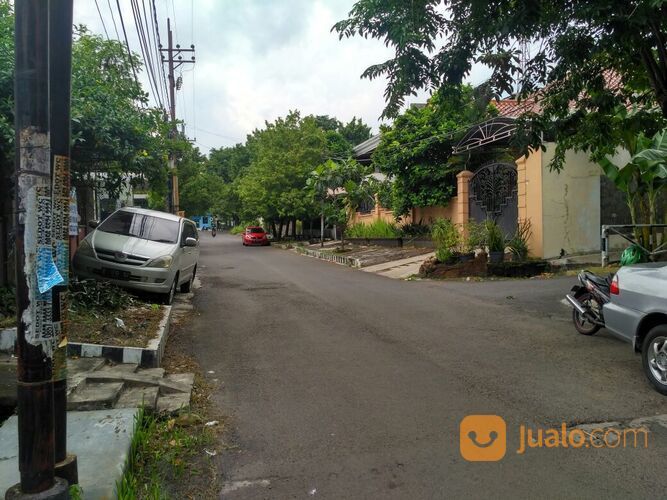 Rumah KRIS KENCANA Pusat Kota Surabaya