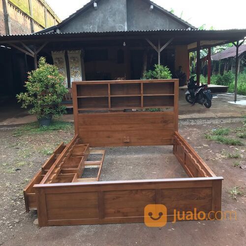 Dipan Tidur Minimalis Laci Kayu Jati