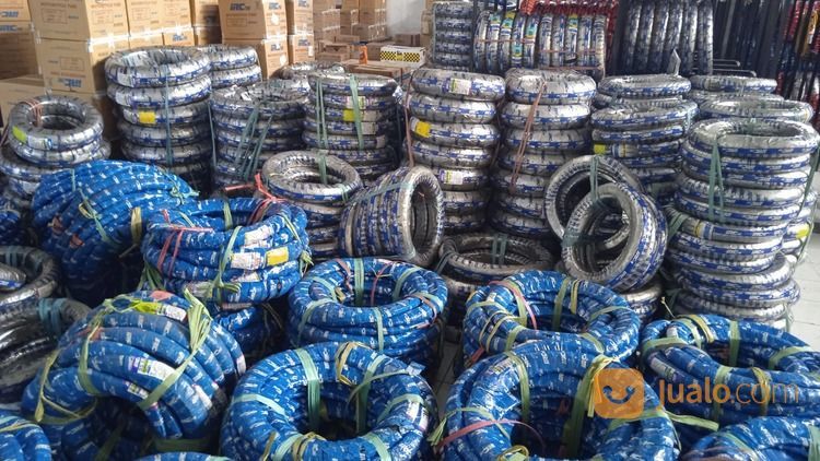 Ban Mobil Angkutan Barang Grand Max Carry Futura Pick Up DUNLOP 175-13 8PR LT5