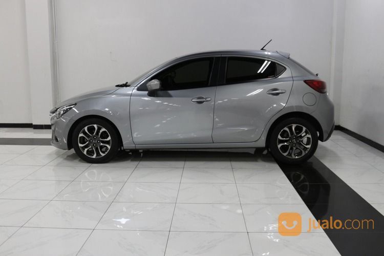 Mazda 2 GT Skyactiv 2015 AT Silver