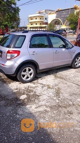 Suzuki SX4 X Over Tahun 2008 Metik Tahun 2008
