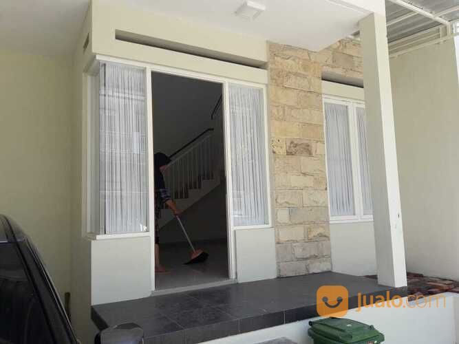 Rumah Baru 2 Lantai Di Jalan Ikan Gurami Kota Malang