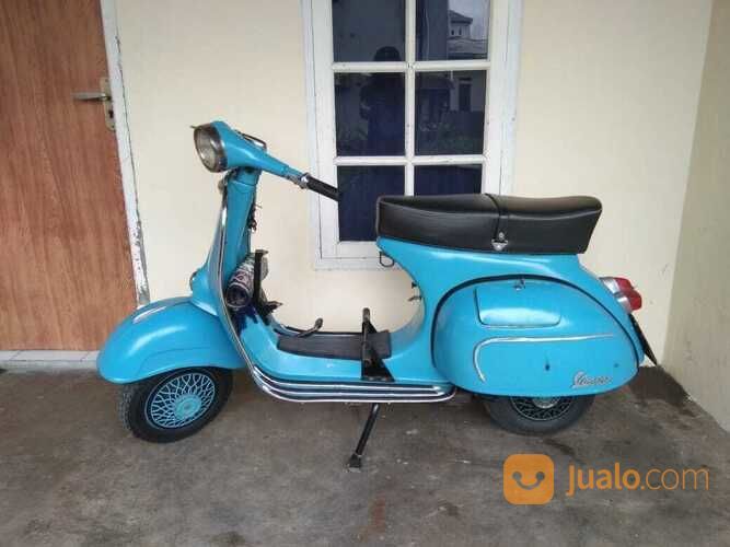 Vespa Super Th 76 Repro VBB Biru