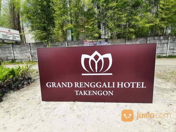 Jasa Pembuatan Neon Box, Huruf Timbul, Plang Plang Merek Di Medan