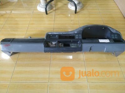 Dashboard Toyota Kijang Grand