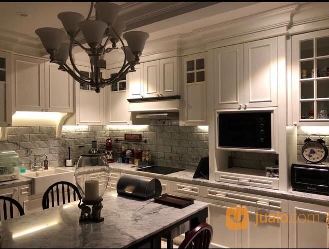 Rumah Mewah Isen International Surabaya Barat Nuansa Vila Resort + Swimming Pool