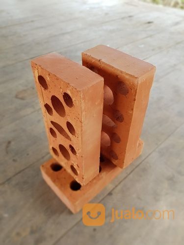 Bata Hias / Bata Tanpa Plester