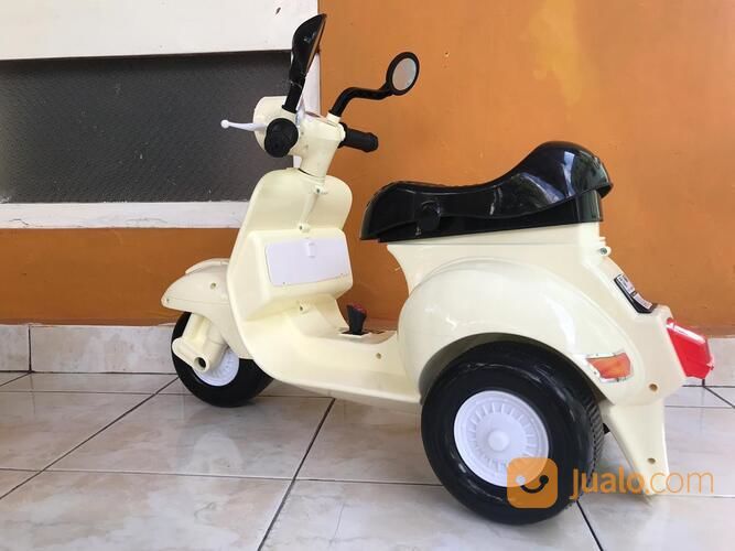 MURAH!! Mainan Anak Vespa Aki Volta Vaster 5017